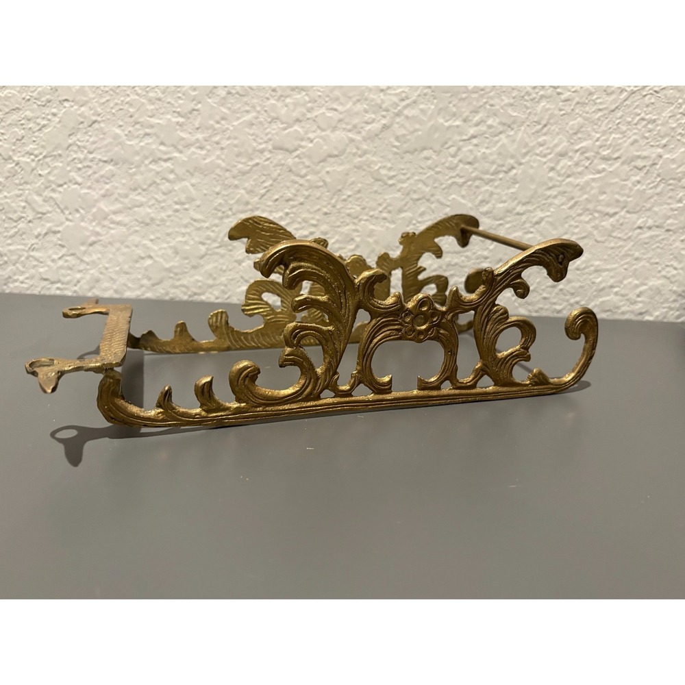 Vintage Brass Sleigh Frame Decoration Holiday Christmas Decor Filigree 10" Used